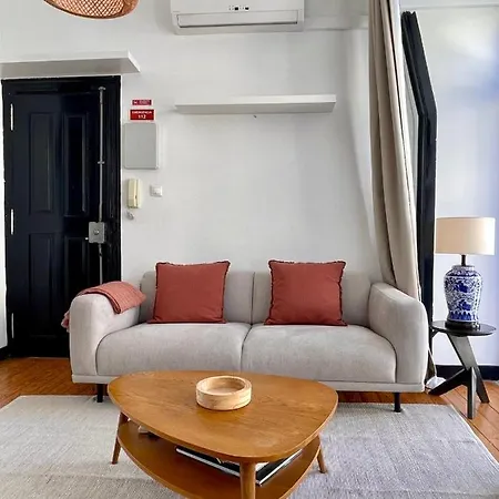 2 Bedroom In Apartment