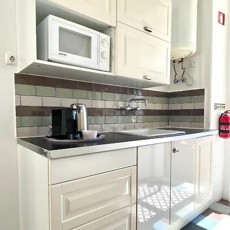 2 Bedroom In * Lisbon